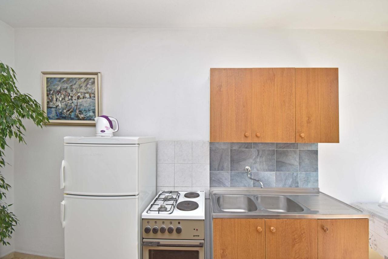 Rooms Borka Tucepi Luaran gambar